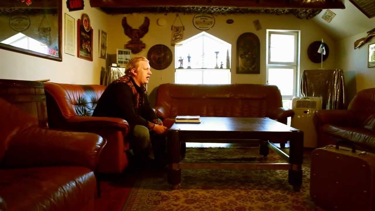 Sin&auml;TuubaPaska - Artturi-sed&auml;n Elm&auml; ja Teot