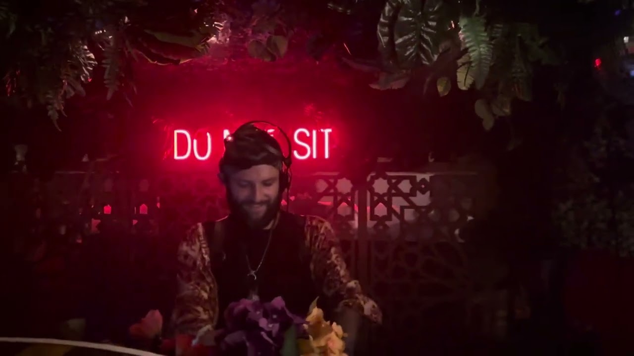 Magisus @ Do Not Sit