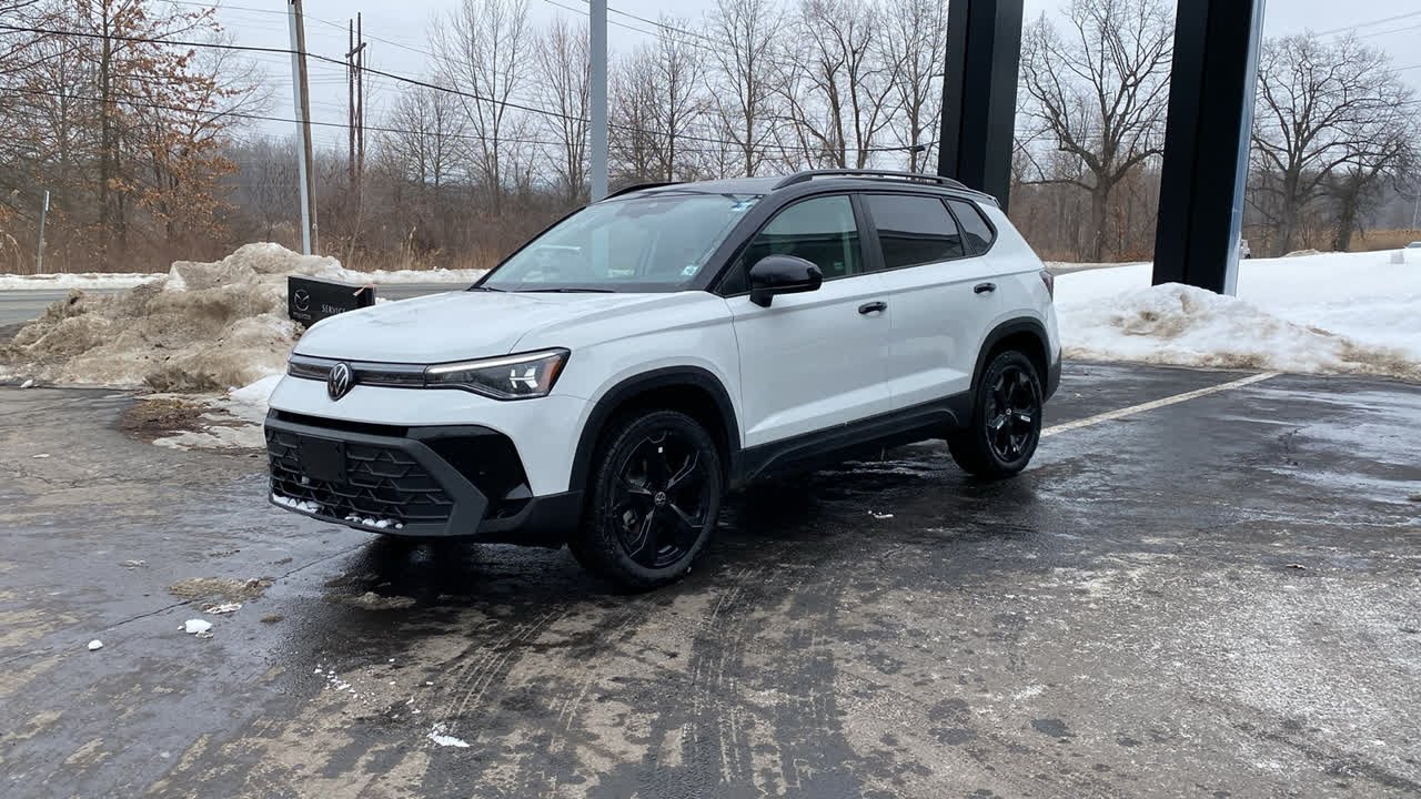2026 Volkswagen Taos 1.5T SE Black NY Troy, Albany, Schenectady, Clifton Park, Latham