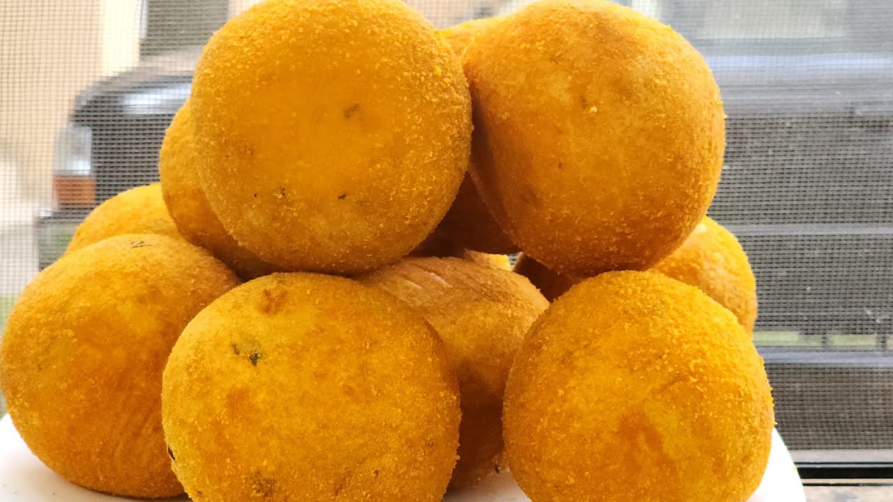 BOLINHO CAIPIRA RECHEIO PORTUGUES VENDE MUITO