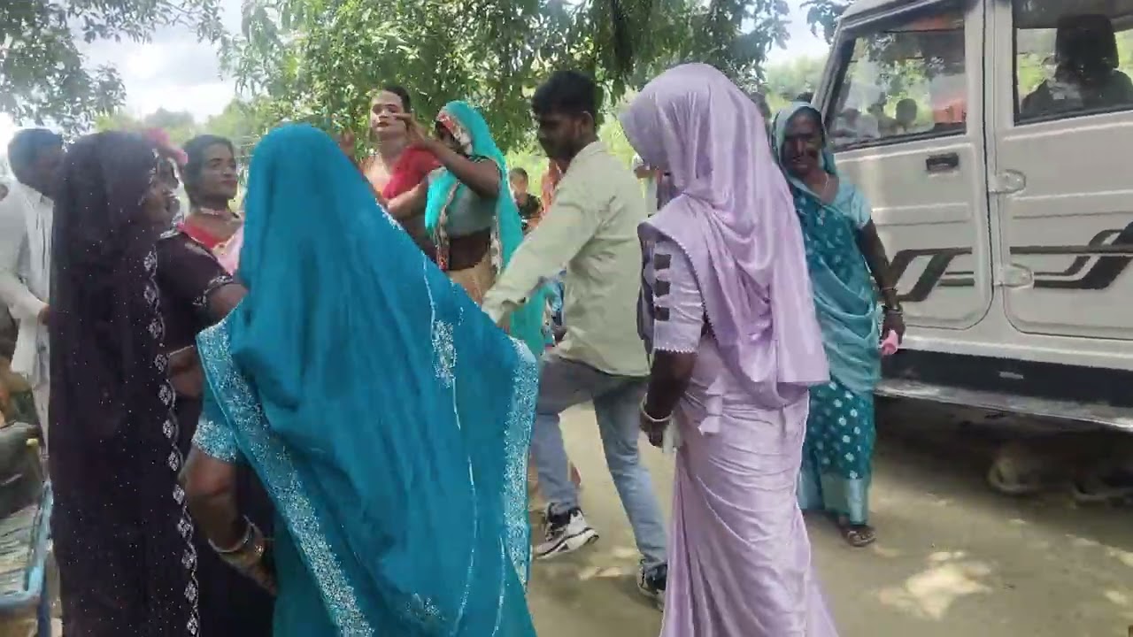 बैंड पार्टी वाला नाच#