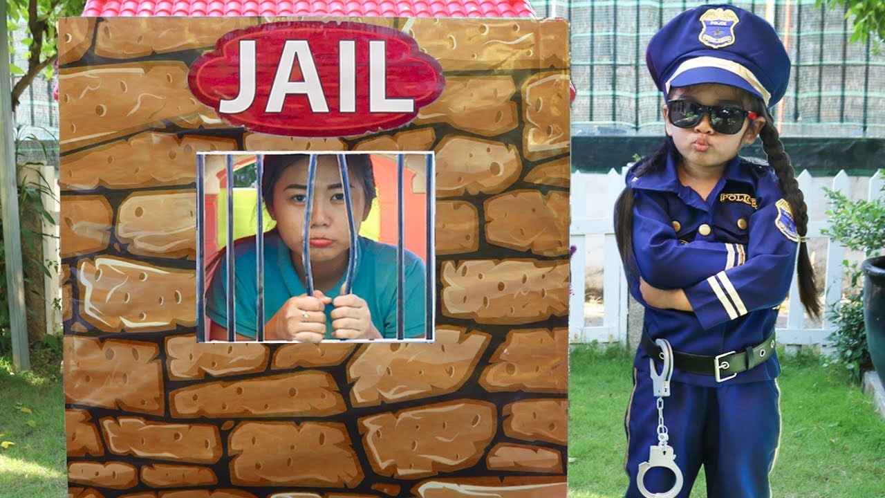 Suri Pretend Play as Cop & LOCKED UP Auntie in Pretend Jail Playhouse Kids Toys