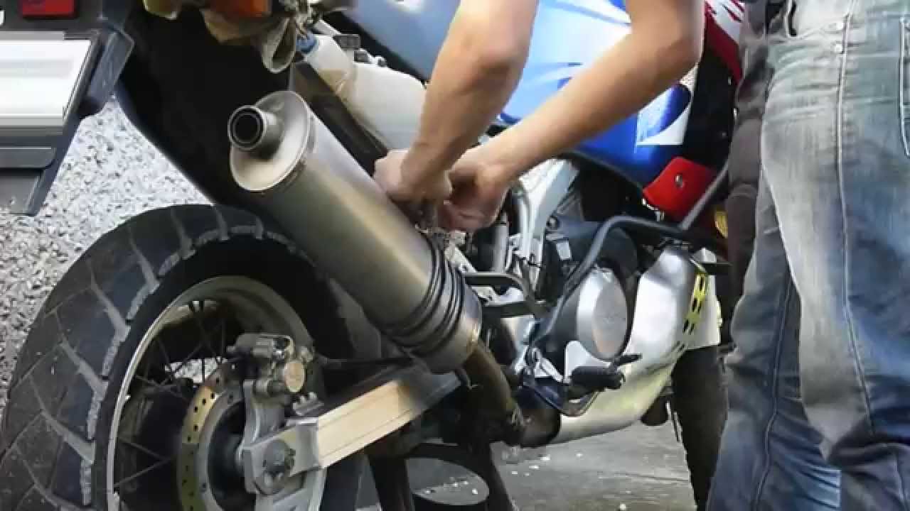 Leo Vince Honda XRV750 RD07a Africa Twin