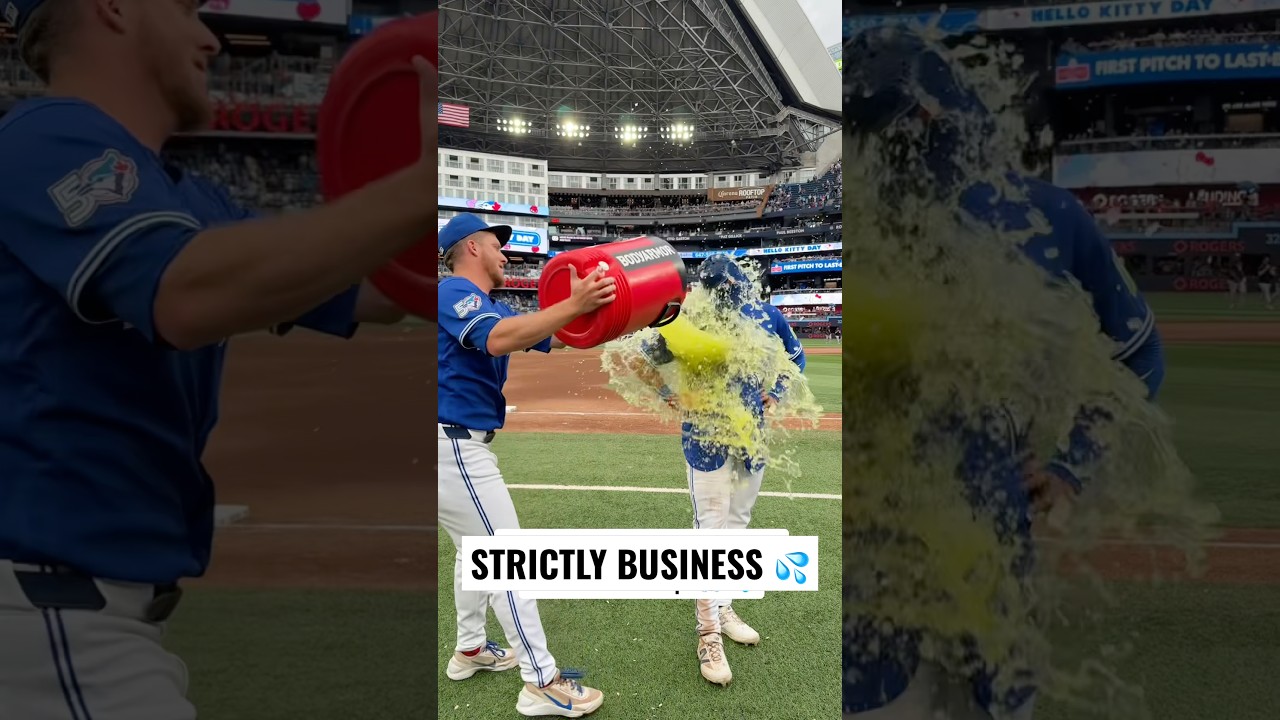 Myles Straw went straight to the point with this water dump on Brett Bateman #MLB #BlueJays #Toronto