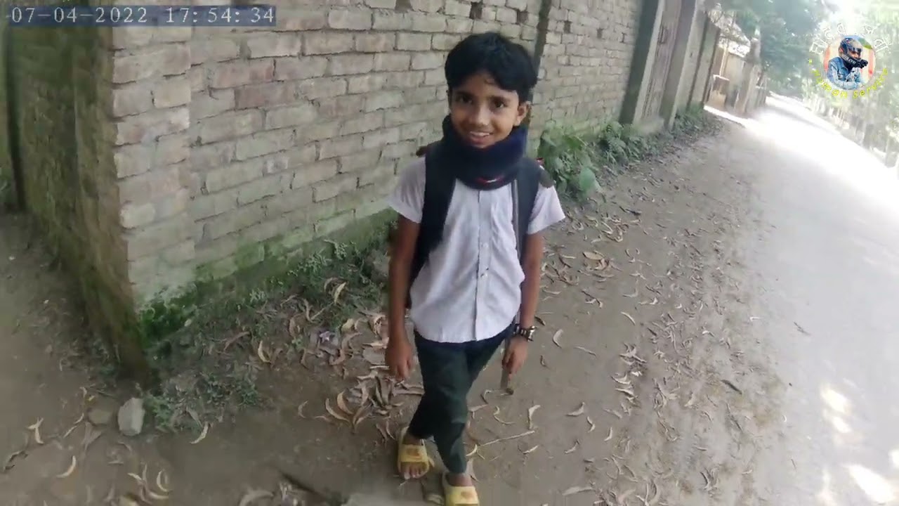 বতল টুকিয়ে জীবন চলে 