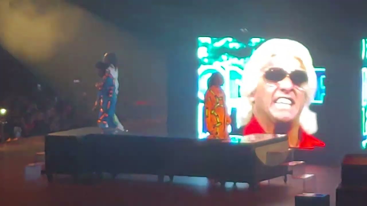 Migos/Offset - Ric Flair Drip (Three Amigos Tour - The Forum - 10/16/2018)