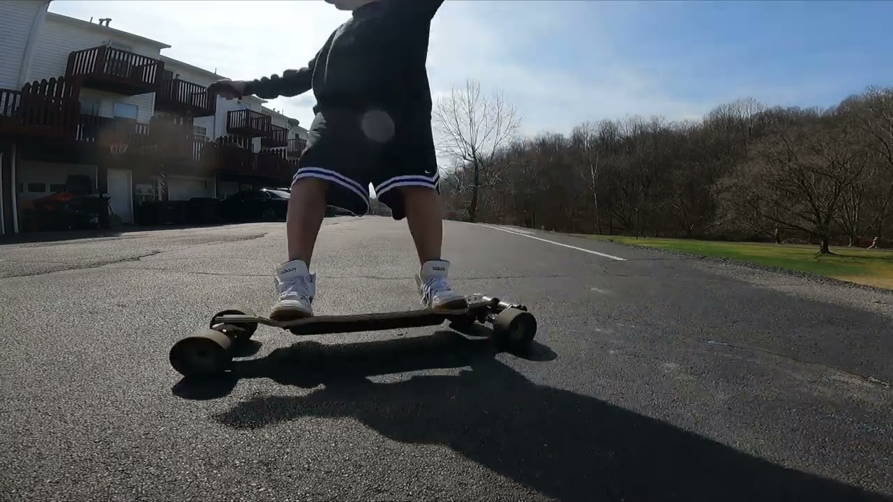 carving is hard #electricskateboarding