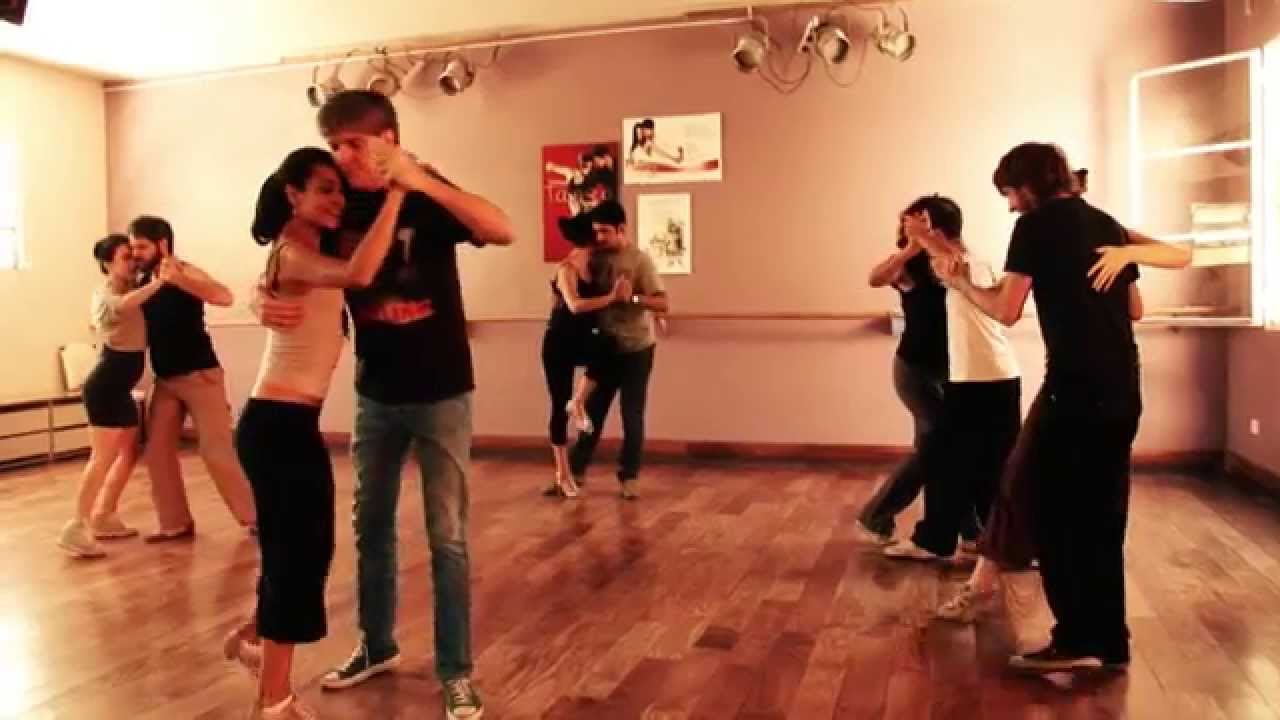 Compañía DNI Tango con El Cachivache Quinteto en La Viruta, 