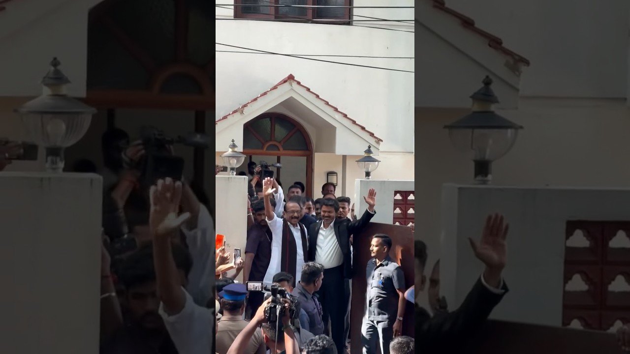 TVK Vijay Meets Senior Political Leader Vaiko..! #tvk #tvkvijay #vaiko #cmvijay #tvklatestnews