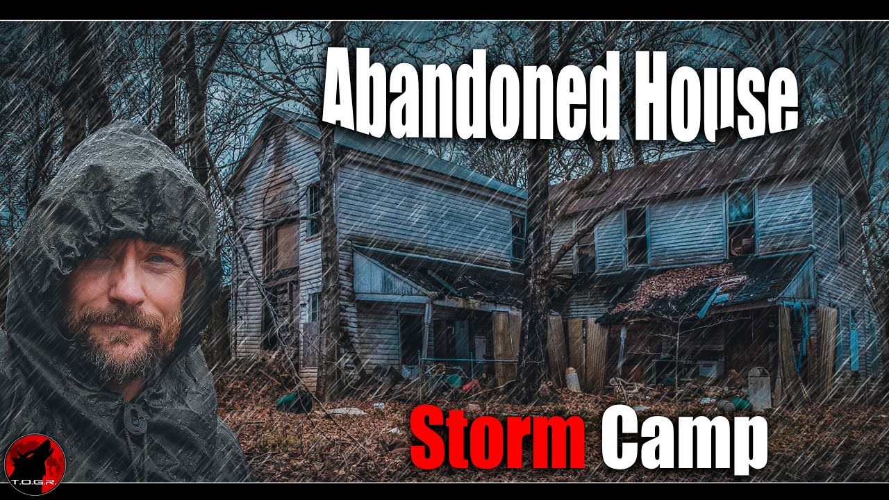 ⛈️ ⚡ STORM Camping in an Abandoned House - HEAVY RAIN with Flooding Strong Winds