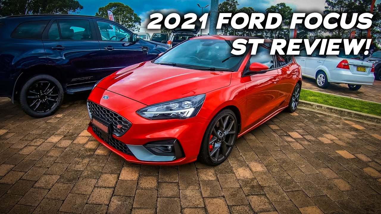 The Most Underrated Hot Hatch | 2021 Ford Focus ST Review!