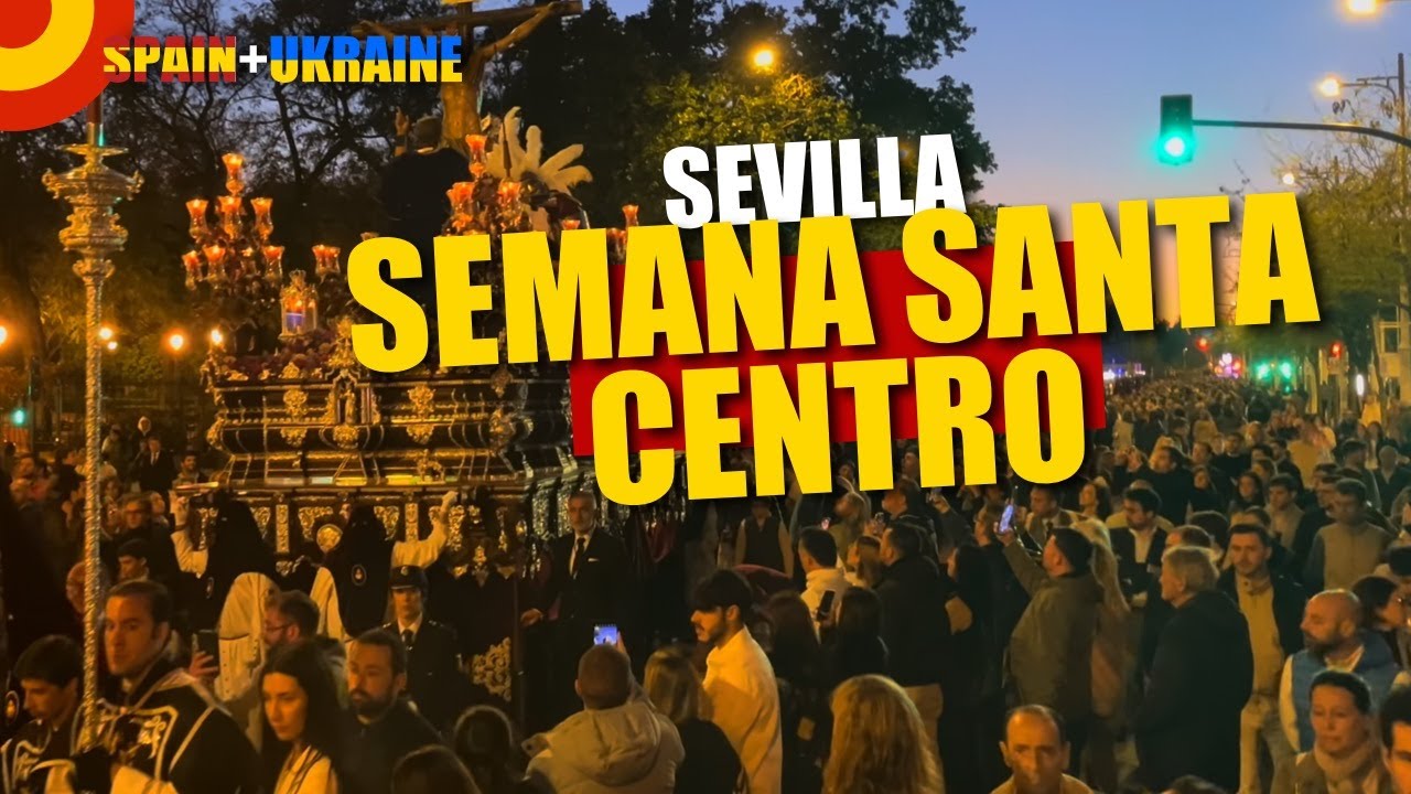 4K UHD. 4K UHD. Semana Santa en Sevilla 🌙 Evening Procession | Holy Week 2025 in Spain