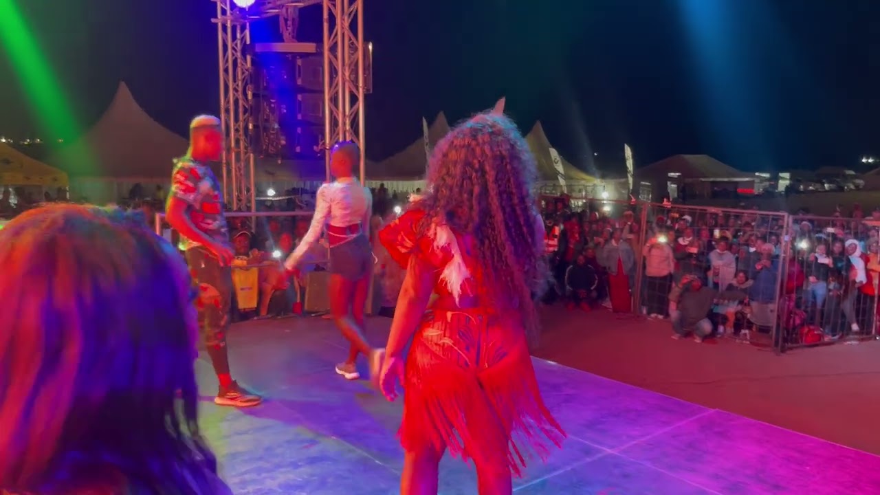 Makhadzi - Mmpula (Performance)
