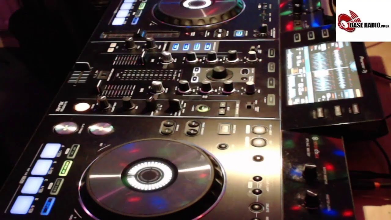 DJ Jez Kelsall live on baseradio.co.uk