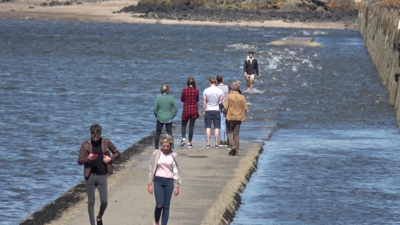 Cramond 14 May 2017 stranded on the Island