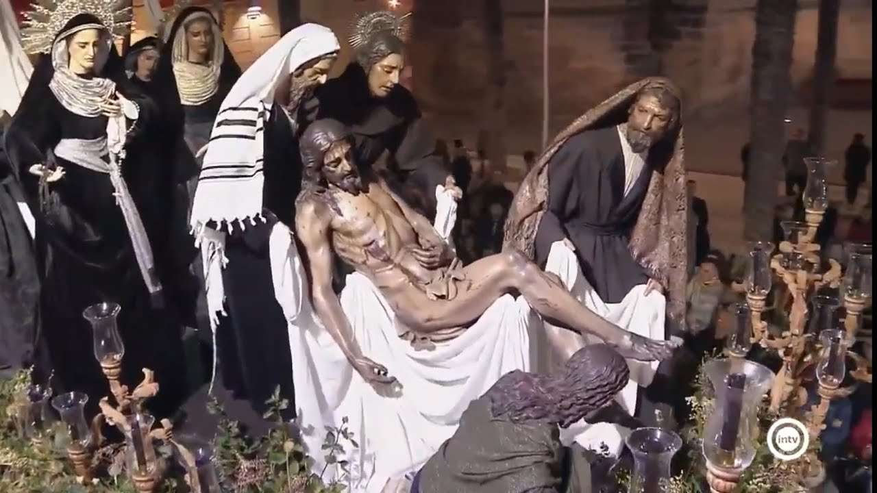 Caridad en Plaza Catedral | Almería 2024