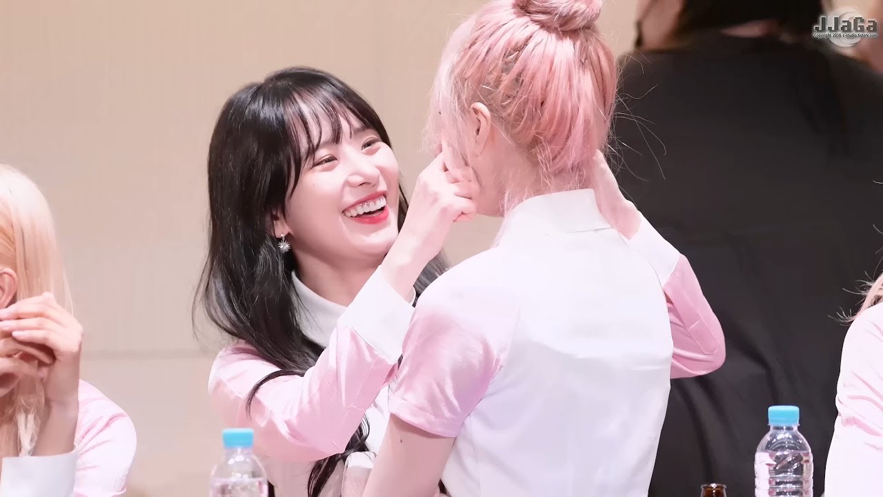 [4K]170709 우주소녀(WJSN) 꽁냥꽁냥 설아(SEOLA), 수빈(SOOBIN) 직캠(Fancam) By JJaGa @팬사인회 @페럼타워 페럼홀