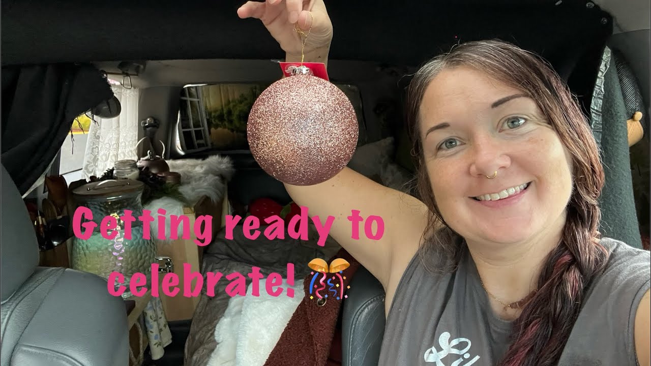 Living in a car | Party prep for an epic live! 🎉 #carlife #gratitude #1k