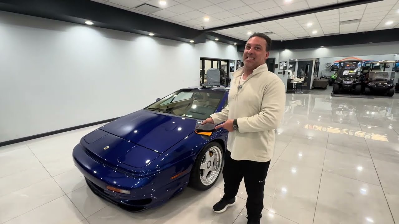 Showcasing our 15k Mile 1997 Lotus Esprit V8