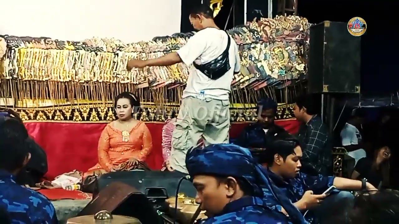 H.SUWARNO FEAT YEYEN ISMANTORO_SUMPAH SETIA VERSI WAYANG PURWA KARYA BUDAYA 