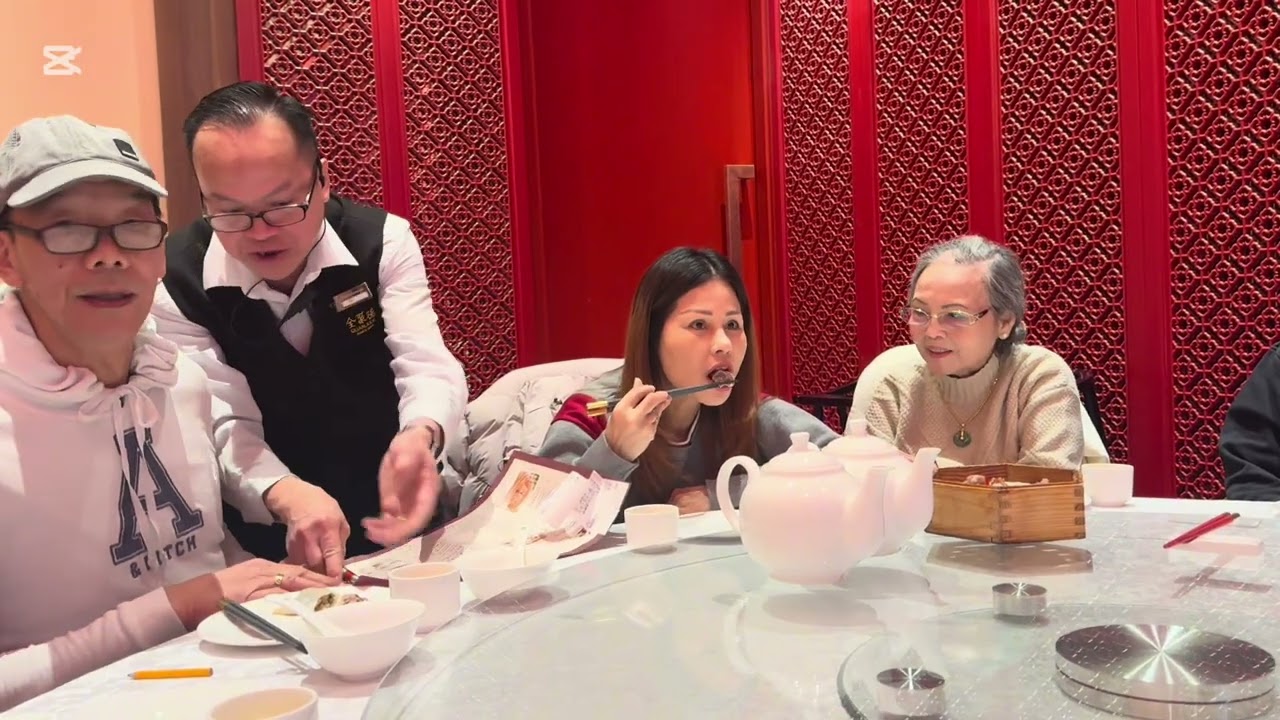 Tap 7: Ngoại lệnh cho con cháu đi dimsum uống trà -Dù đang ngũ cũng phải  bò dậy cho Ngoại😂🥰