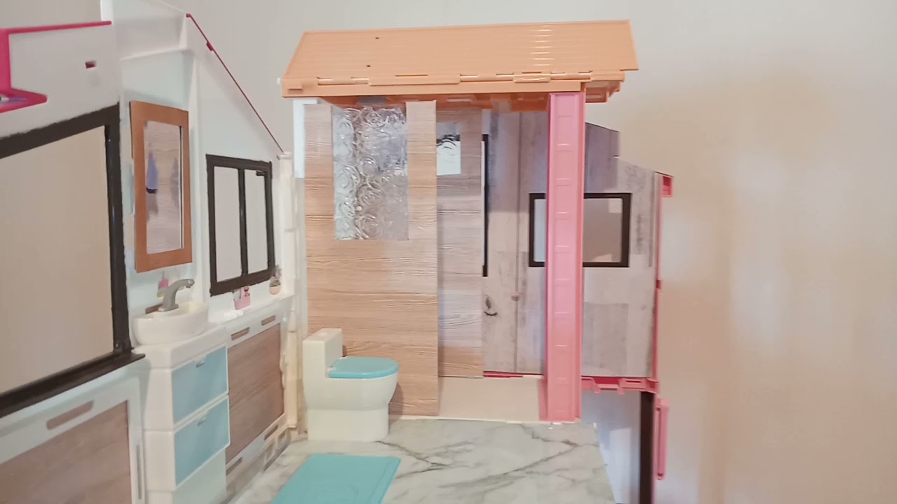 Antes y después casa de Barbie. Barbie house makeover 😃.