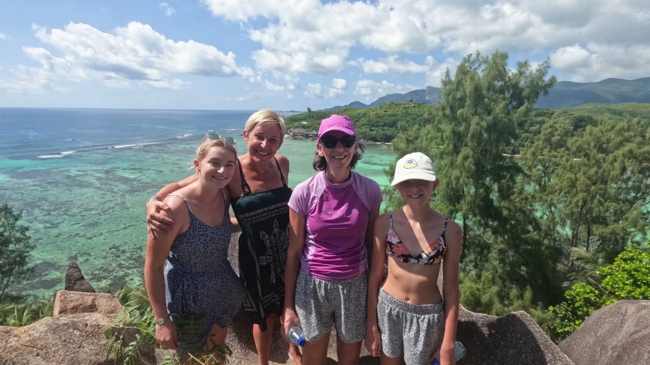 Moyenne Island - 30 March 2022