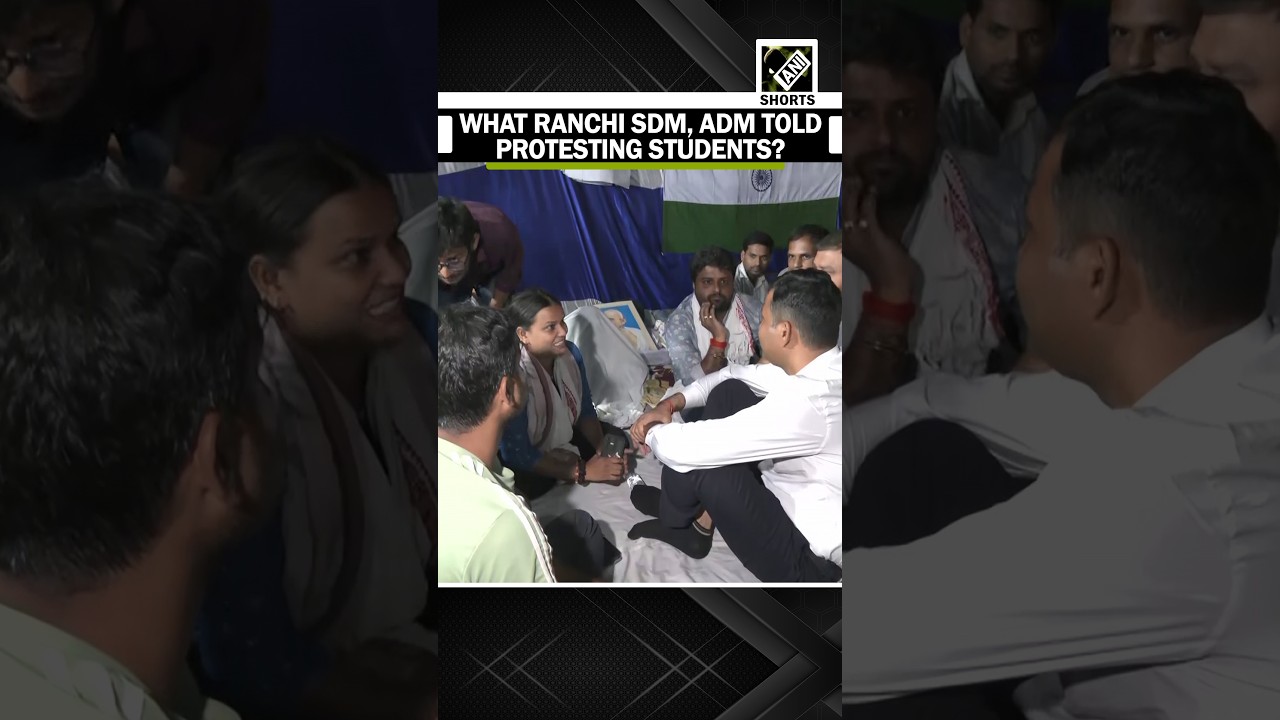 Talks conjectured as Ranchi SDM Kumar Rajat, ADM Dhananjay Kumar meet JPSC-JSSC protesting students