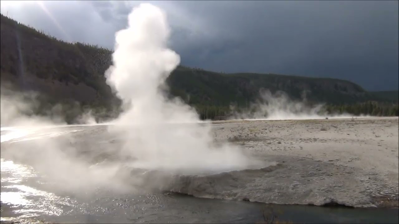 Cliff Geyser (16 August 2025)