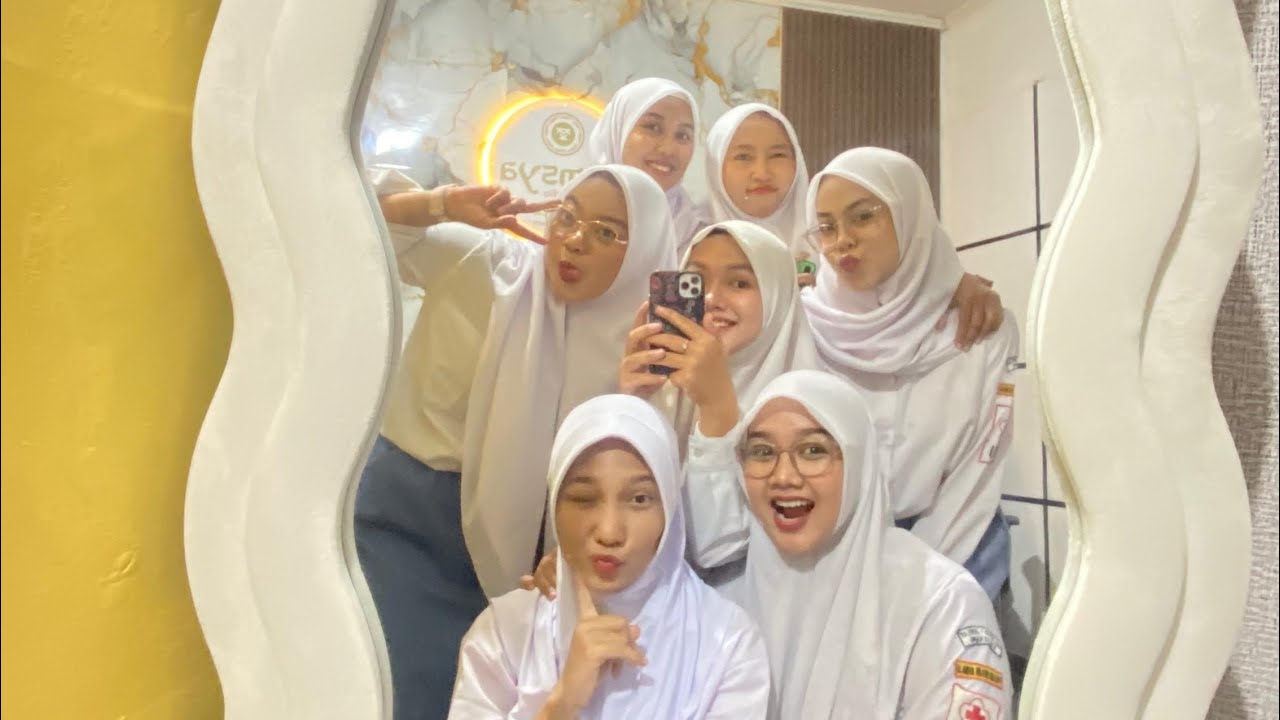 Back to High School era🌸