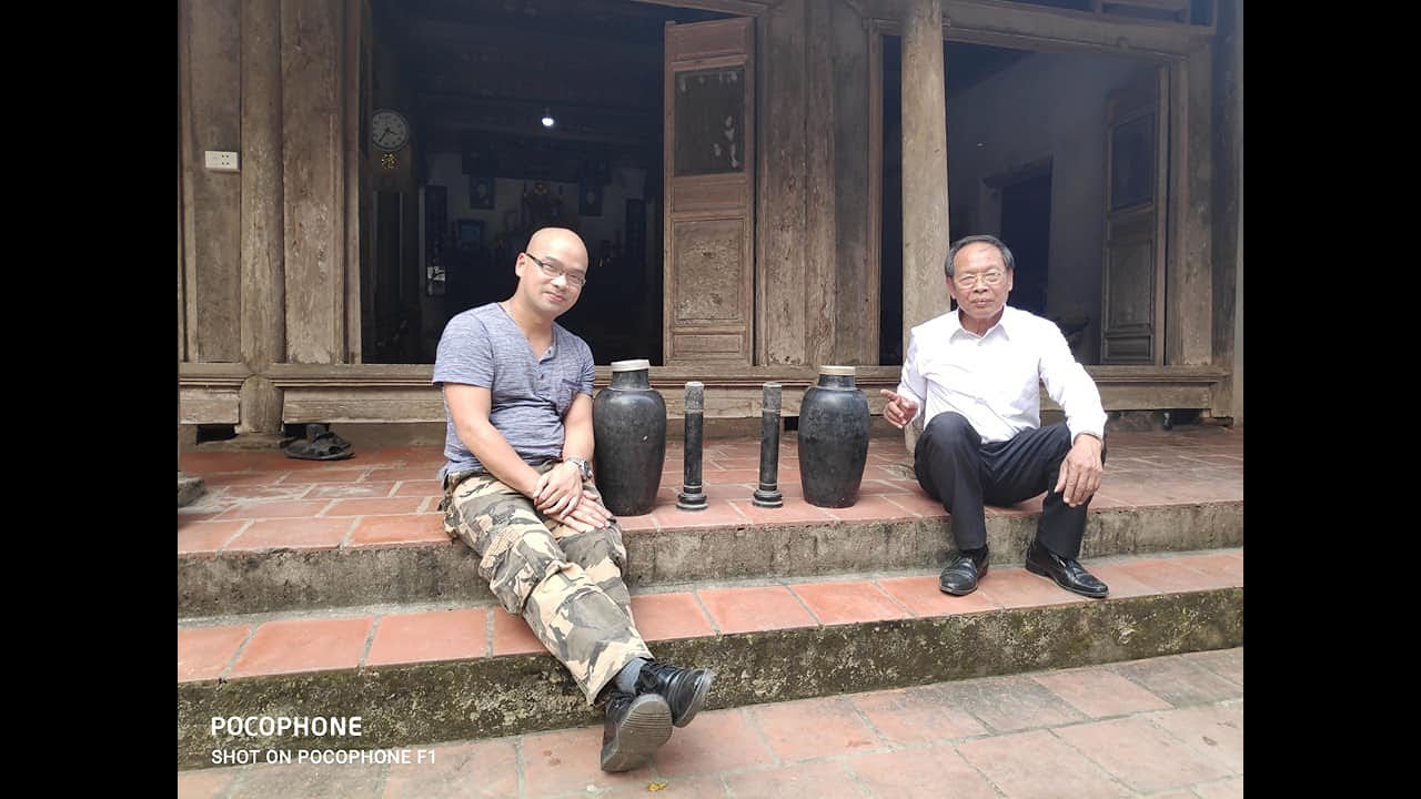 Chuyện tâm linh về Tổng Cóc và bài thơ Hồ Xuân Hương trên đôi lộc bình