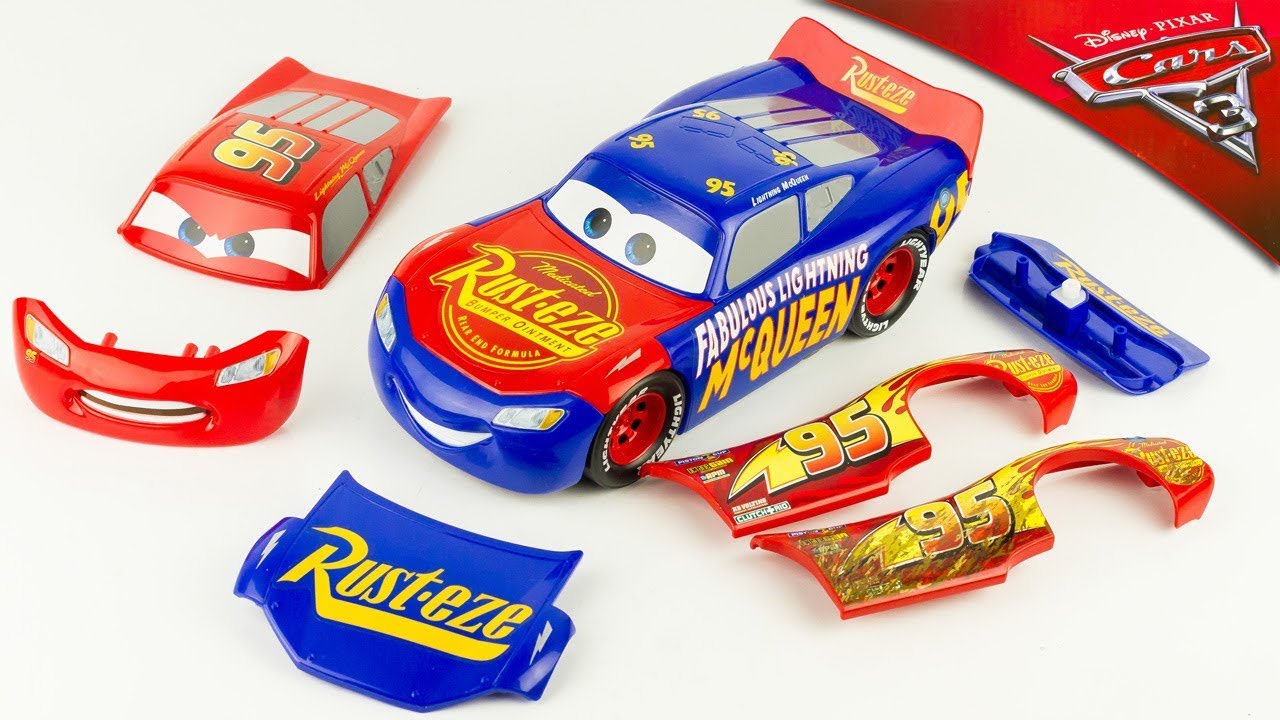 Disney Cars 3 Fabulous Lightning McQueen Flash McQueen Transformable 3 en 1 Jouet Toy Review
