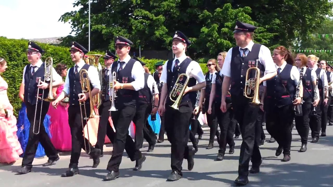 Parademarsch beim Schützenfest 2016 in Ehringhausen