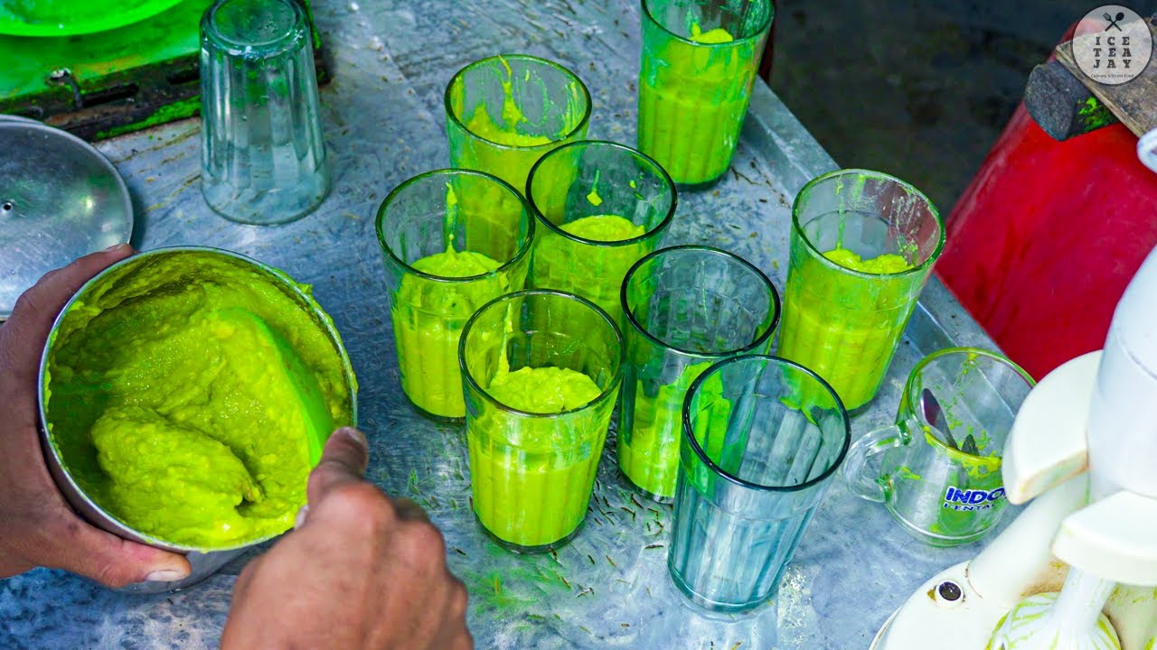Brown Sugar Avocado Shake | Alpukat Kocok - Indonesian Street Food