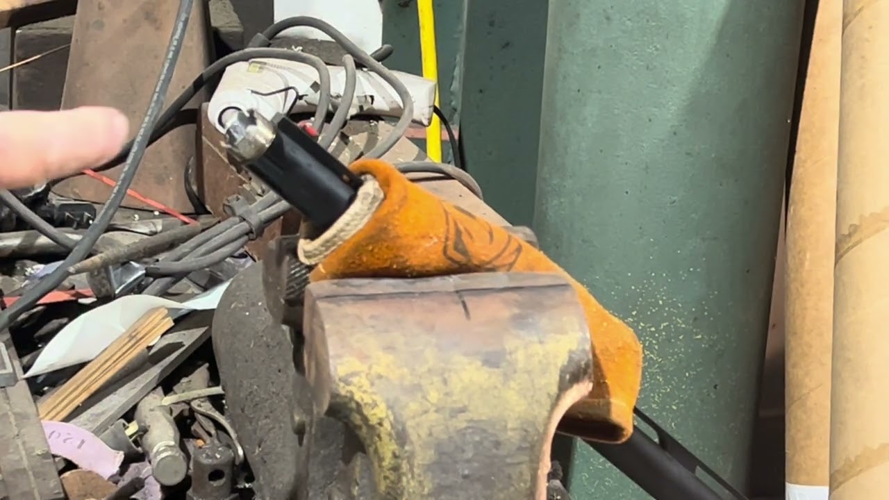 Removing a stuck choke tube.
