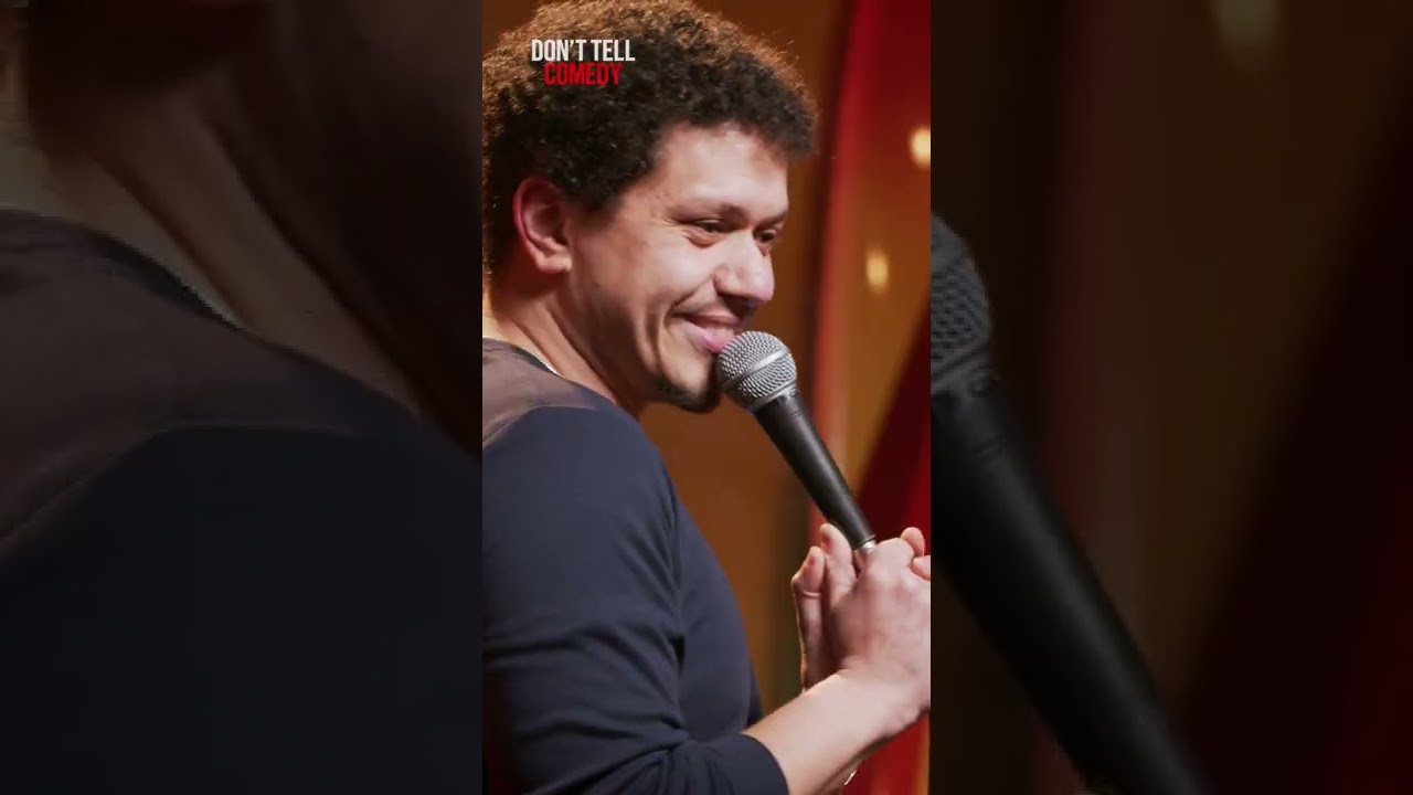 &ldquo;Black or No Black&rdquo; 🎤: Murahd Shawki - #comedy #murahdshawki #donttellcomedy #shorts