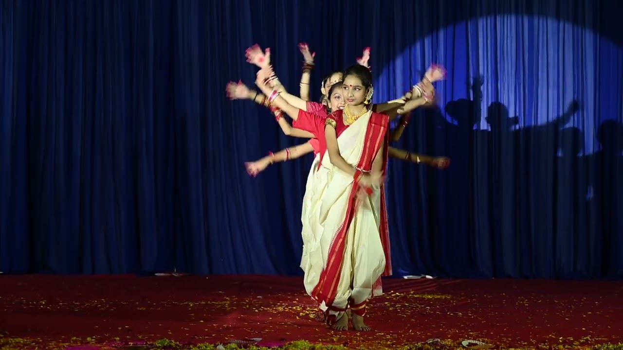 Maay Bhawani – Energetic Kids’ Dance Performance at Navratri Vrinda Gardens Jaipur 2024