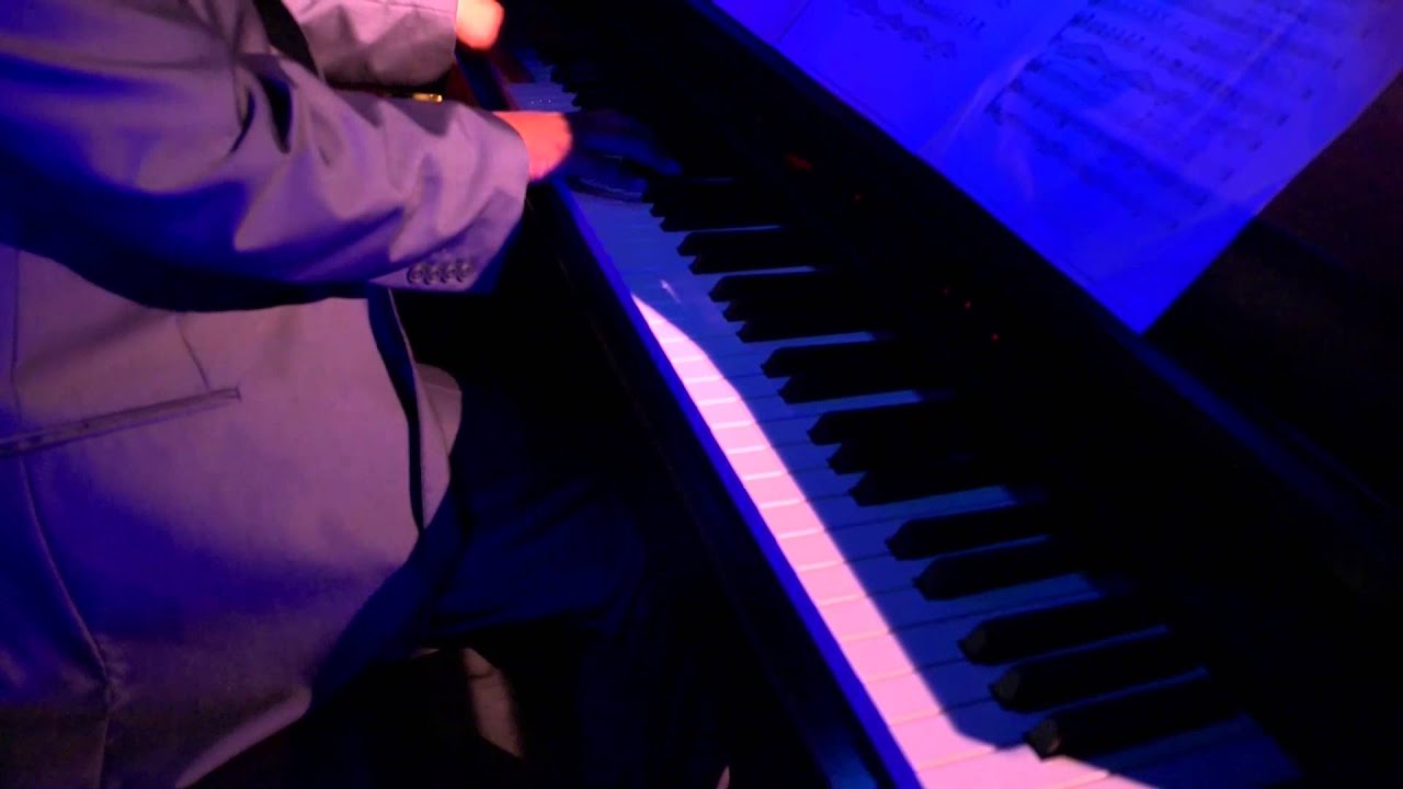 ELDER ARCHULETA - OH HOLY NIGHT (español) - HD