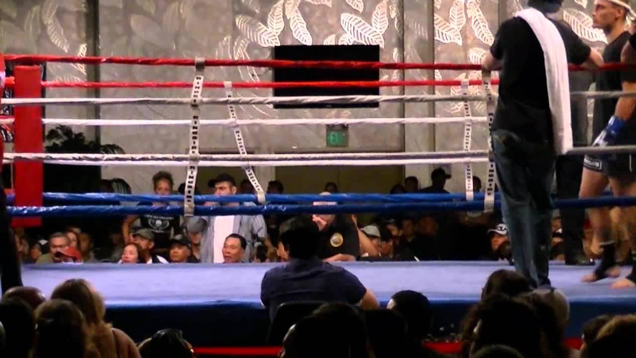 Krause vs Oblonsky Fight Entrance