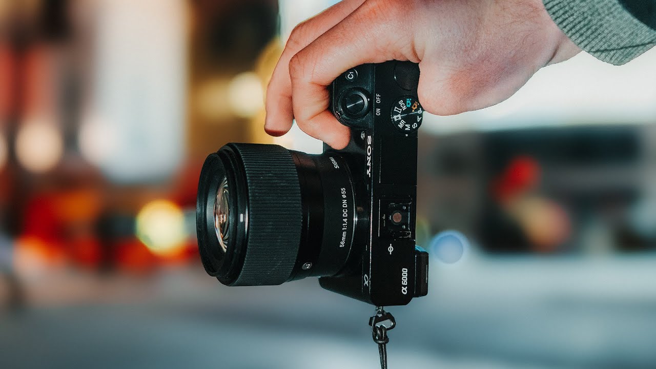 POV BUDGET CAMERA vs Street PHOTOGRAPHY At Night |  Sony A6000 in 2025 [London]