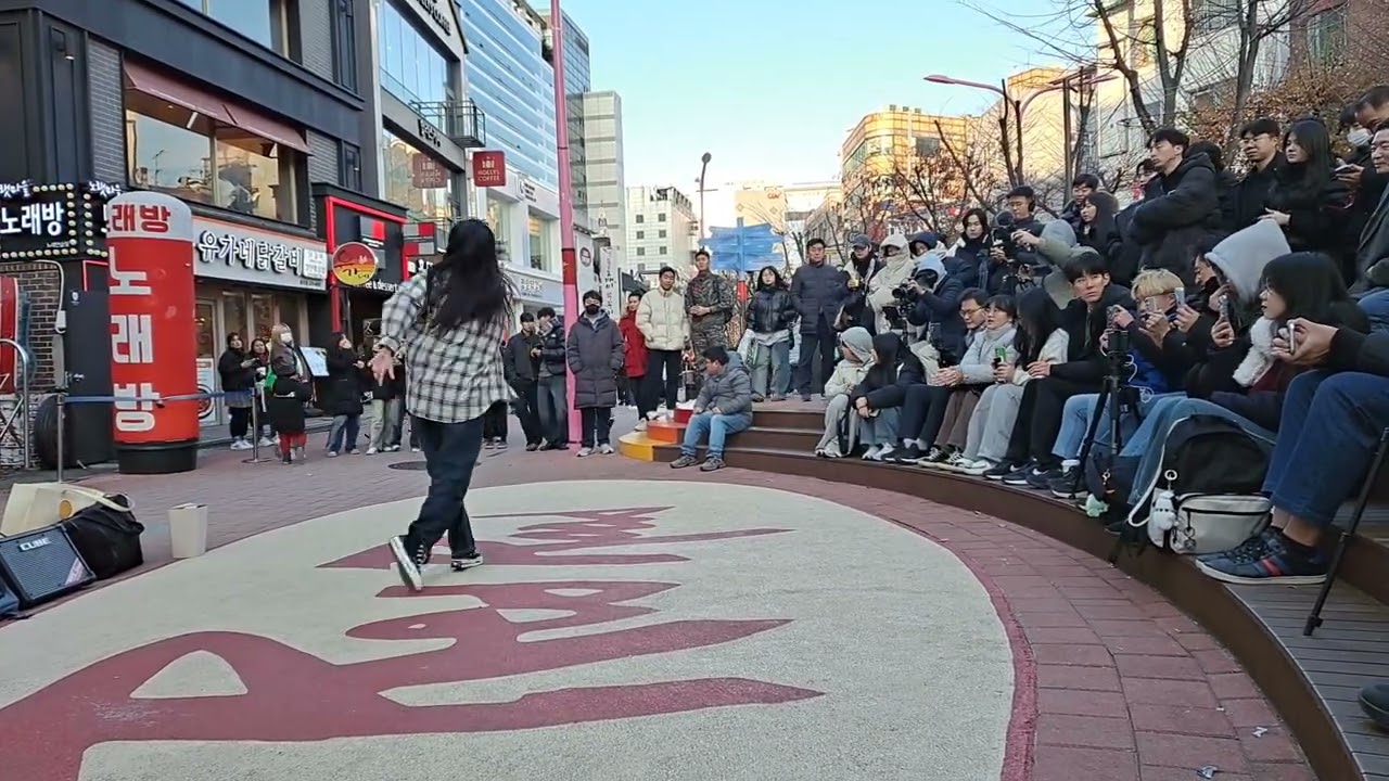 #Kpop_cover_dance #홍대버스킹 #N.name(#카가와유 #서희)