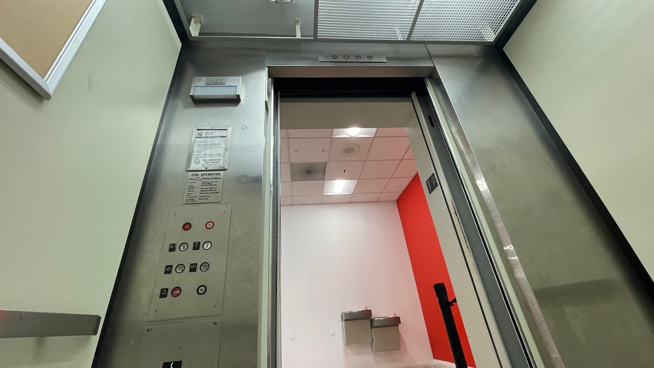 Final Ride on The Montgomery Elevator at (The Now Former) Macy’s in The Boynton Beach Mall
