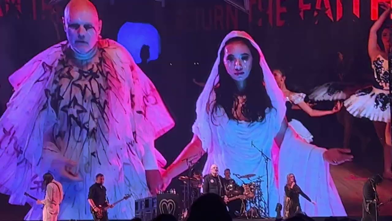 The Smashing Pumpkins - 2022.11.15 - 17 - Beguiled (Live @ Chase Center, San Francisco, CA)