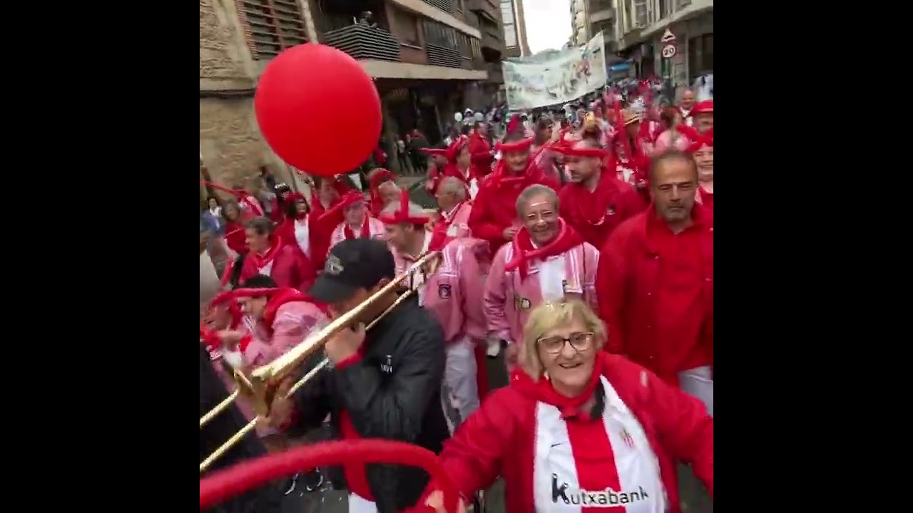 Cuadrilla El Humo junto a la charanga Makoki el Can y su Grupo Vela #SJM24