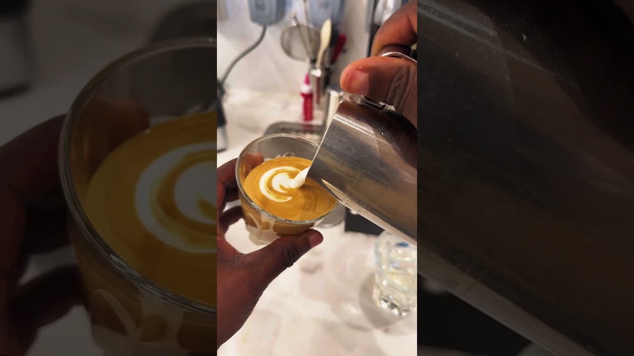 Oops I made a  Latte art mistake #barista#latteart #coffee