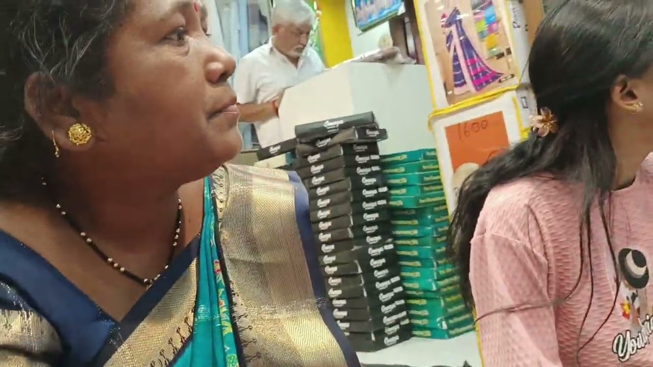नाशिकला येऊन केले एवढी सगळी शॉपिंग🛍️🛍️ काय कार्यक्रम आहे कुंभमेळ्याची तयारी🙏