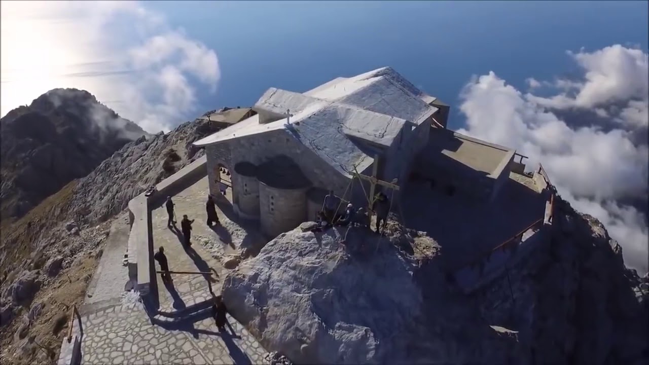 &Kappa;ύ&rho;&iota;&epsilon;, &epsilon;&kappa;έ&kappa;&rho;&alpha;&xi;&alpha;  - Ά&gamma;&iota;&omicron; Ό&rho;&omicron;&sigmaf; - &Pi;&epsilon;&rho;&iota;&beta;ό&lambda;&iota; &tau;&eta;&sigmaf; &Pi;&alpha;&nu;&alpha;&gamma;ί&alpha;&sigmaf; - Amazing Drone fly Box Mount Athos