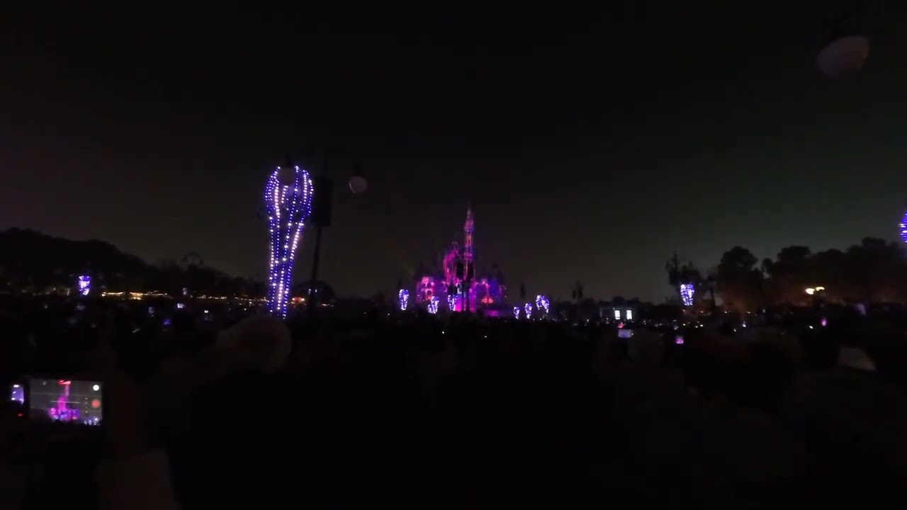 Shanghai Disneyland - Disney Zootopia Celebration Projection (Far View)