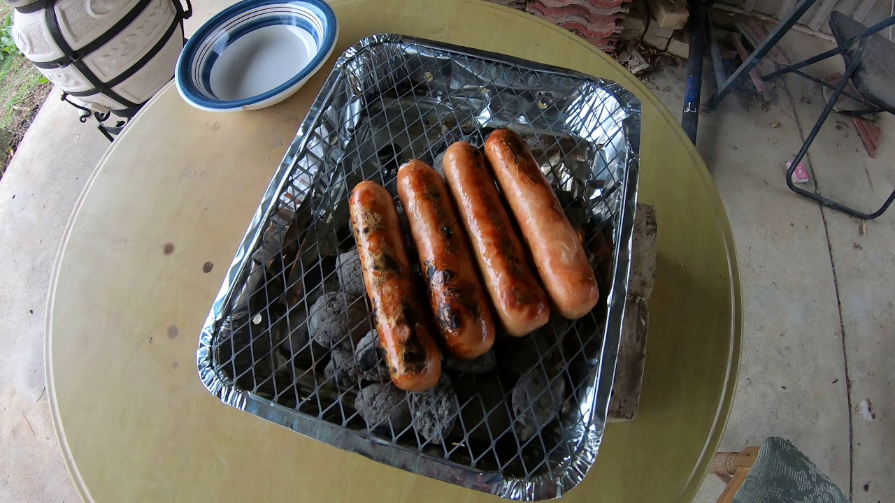 How to cook bangas on a disposable BBQ