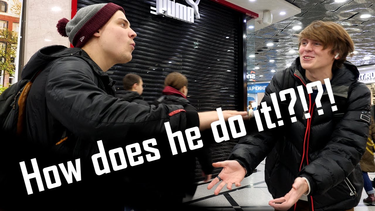 BEATBOXER SURPRISES PEOPLE in the mall